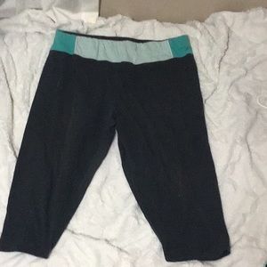 Capri length leggings